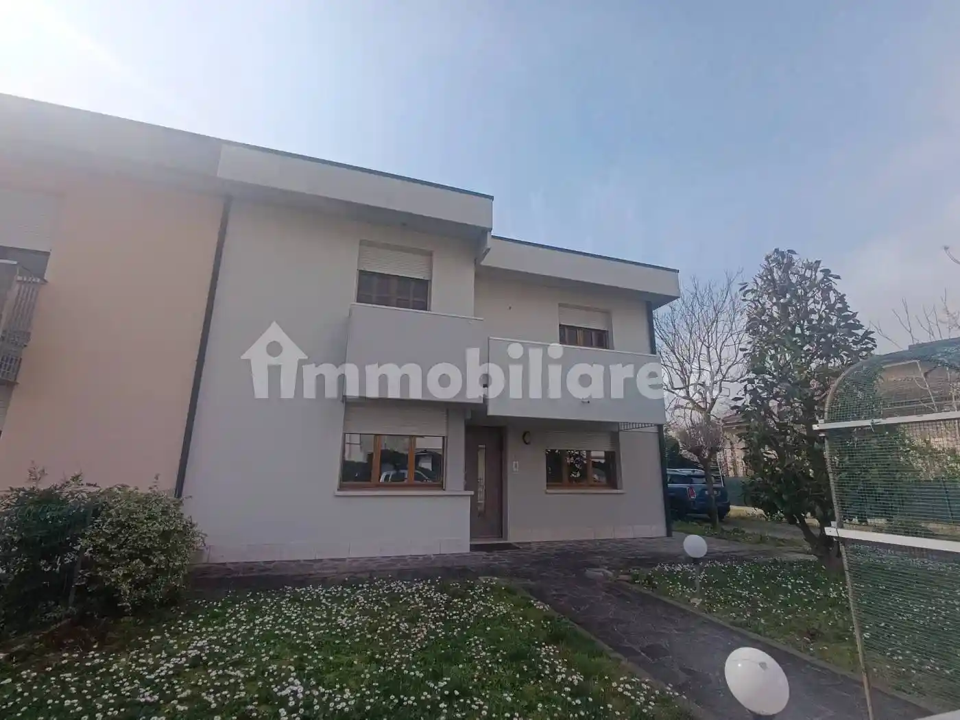 Villetta a schiera in affitto a Mirandola