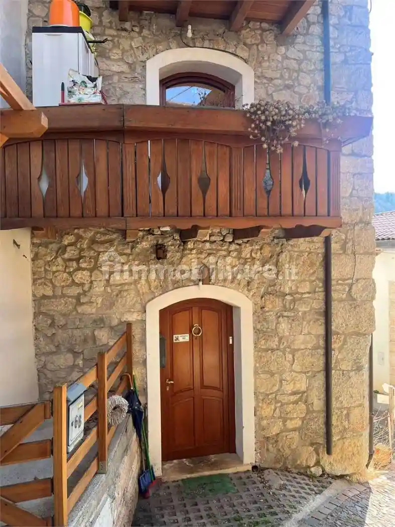 Appartamento in vendita a Terragnolo