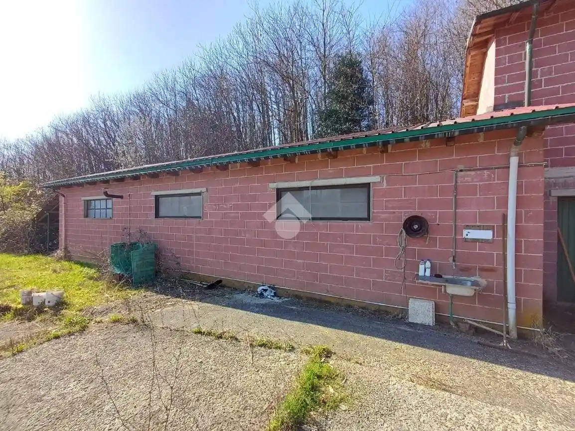 Casa indipendente in vendita a Busalla