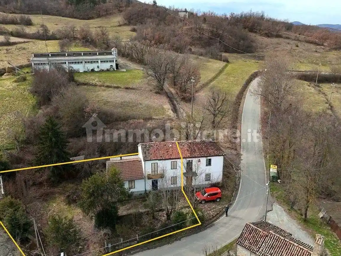 Rustico - Casale in vendita a Fabbrica Curone