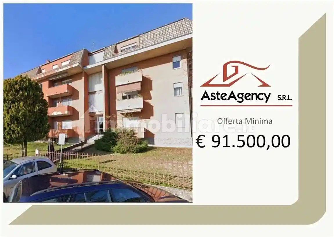 Appartamento in vendita a Rovello Porro