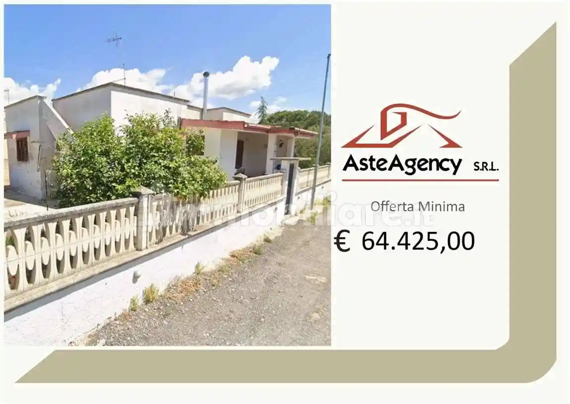 Casa indipendente in vendita a Lizzano