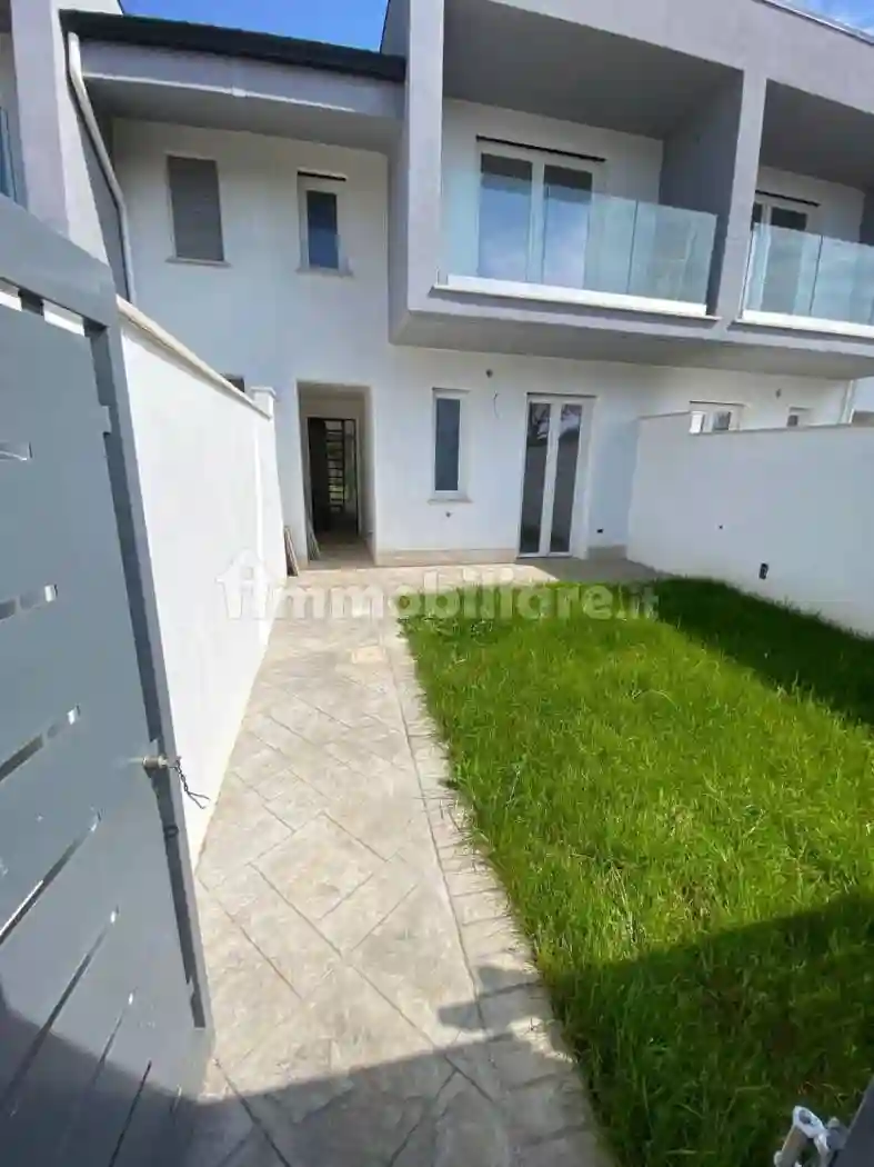 Villetta a schiera - foto 2