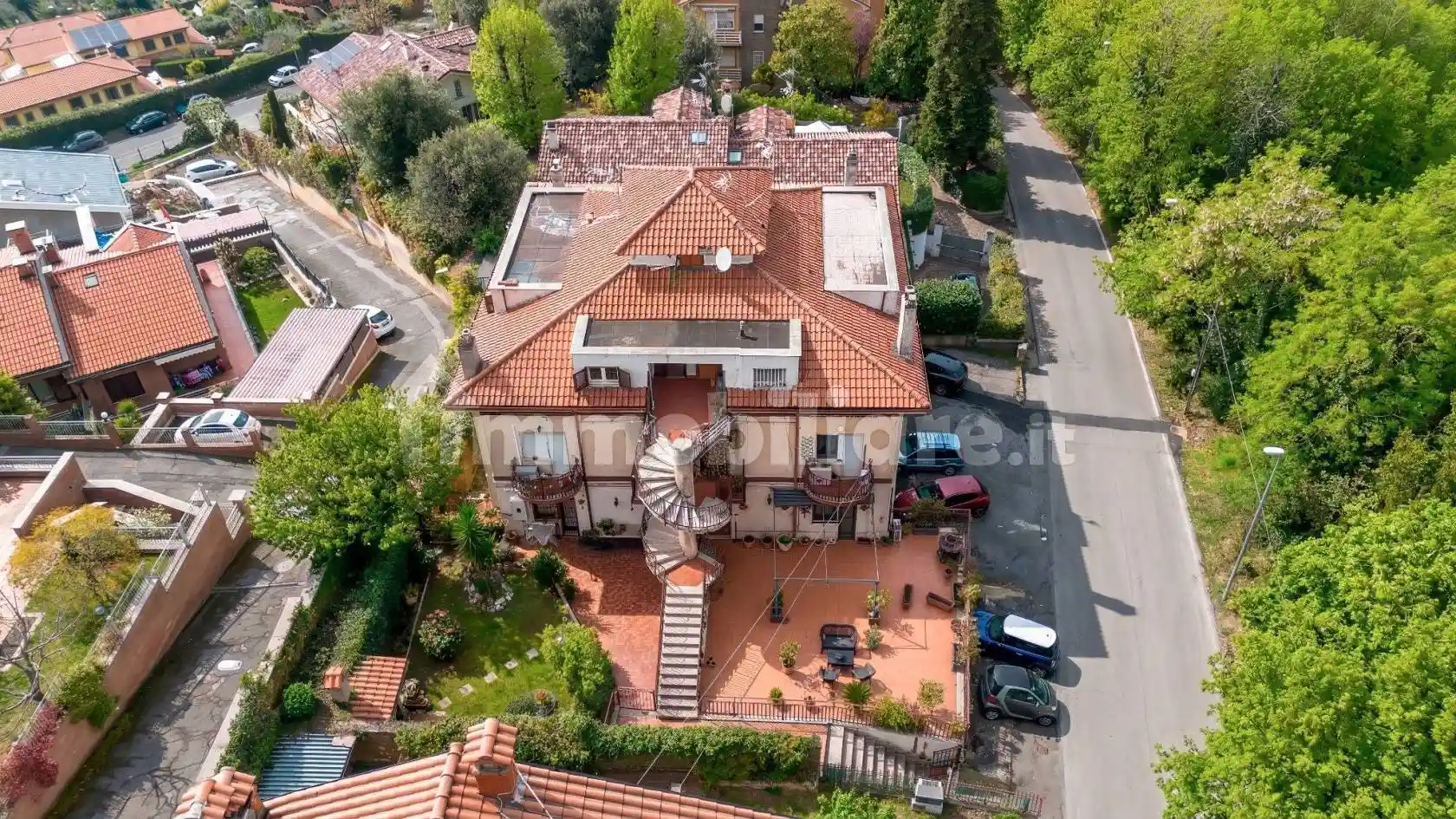 Appartamento in vendita a Rocca di Papa