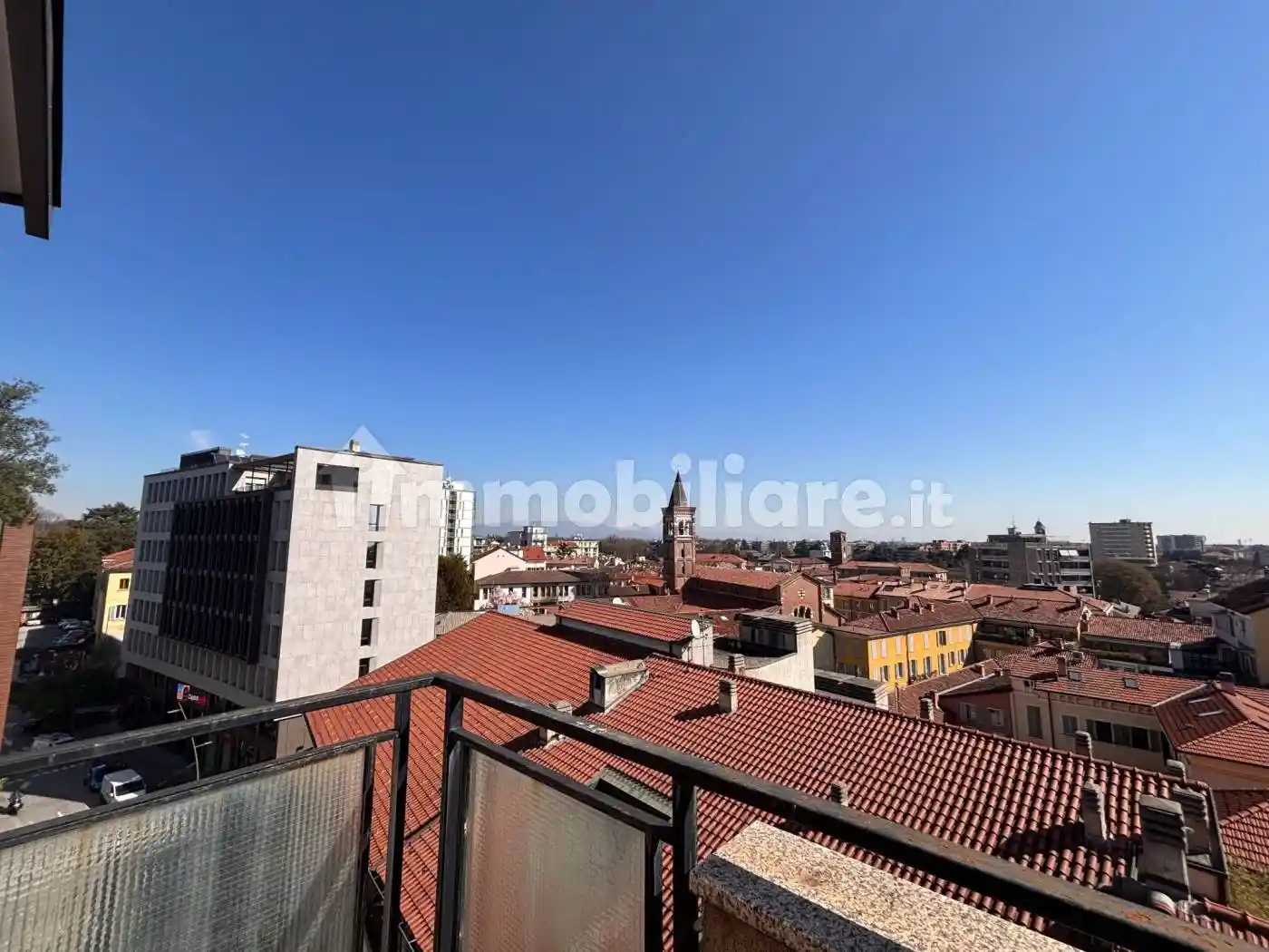 Appartamento in vendita a Monza