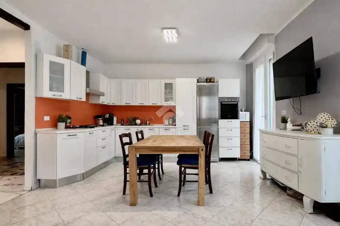 Appartamento in vendita a Ome