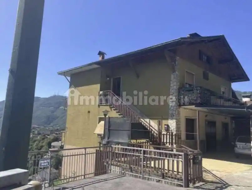 Appartamento in vendita a Rota d'Imagna