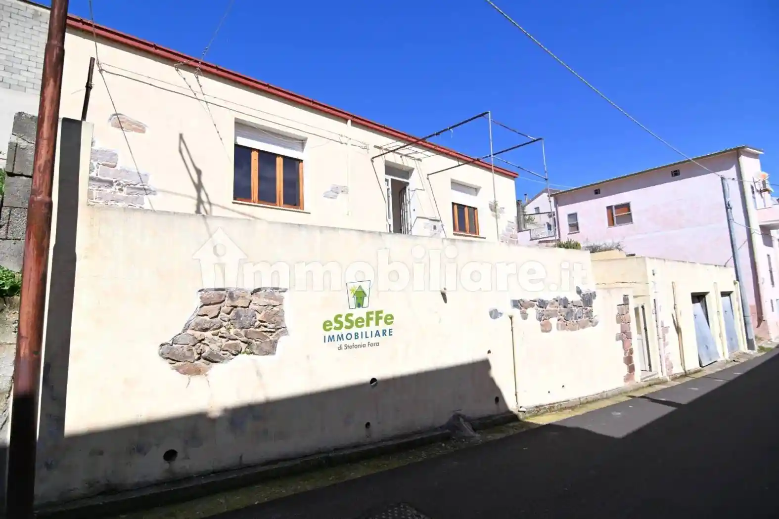 Villa in vendita a Lei