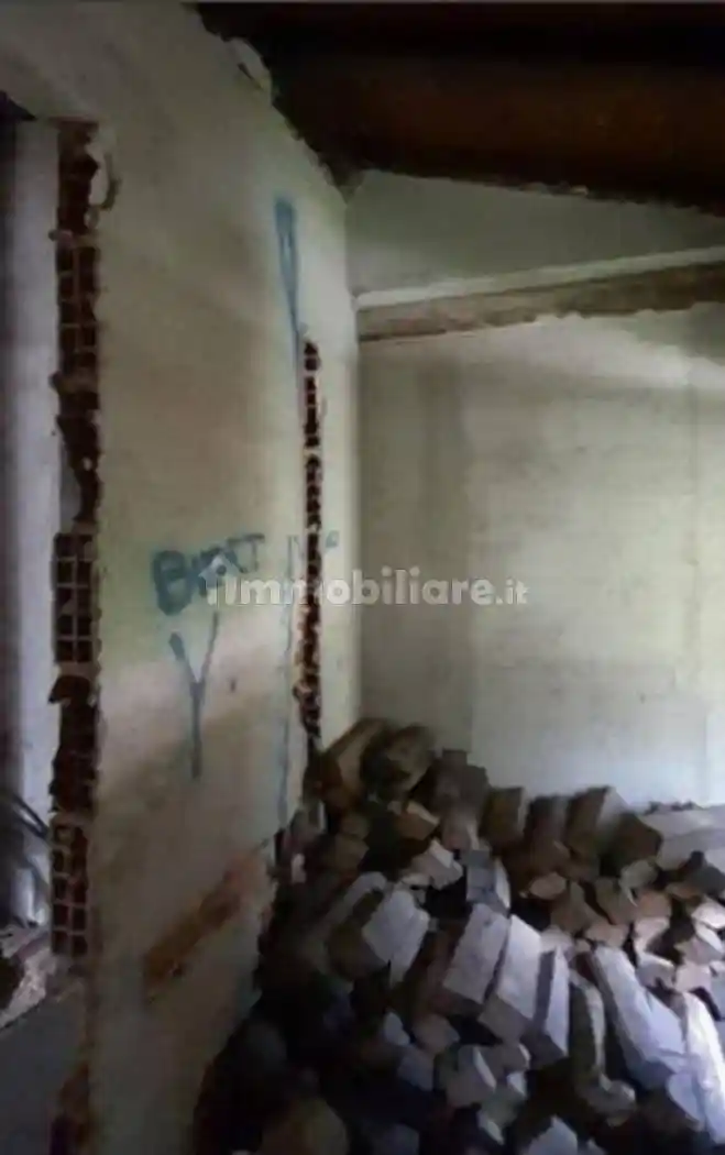 Appartamento in vendita a Londa