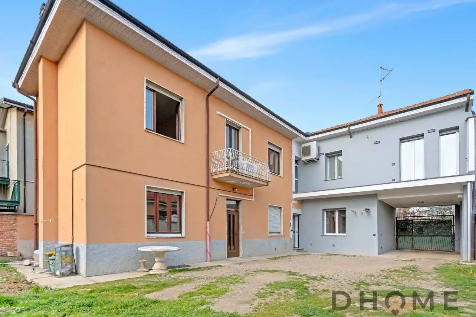 Villa in vendita a Saronno