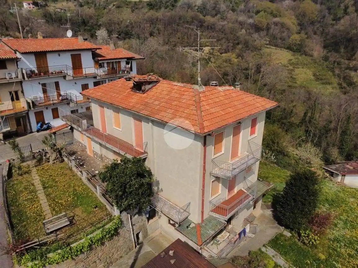 Casa indipendente in vendita a Gandosso