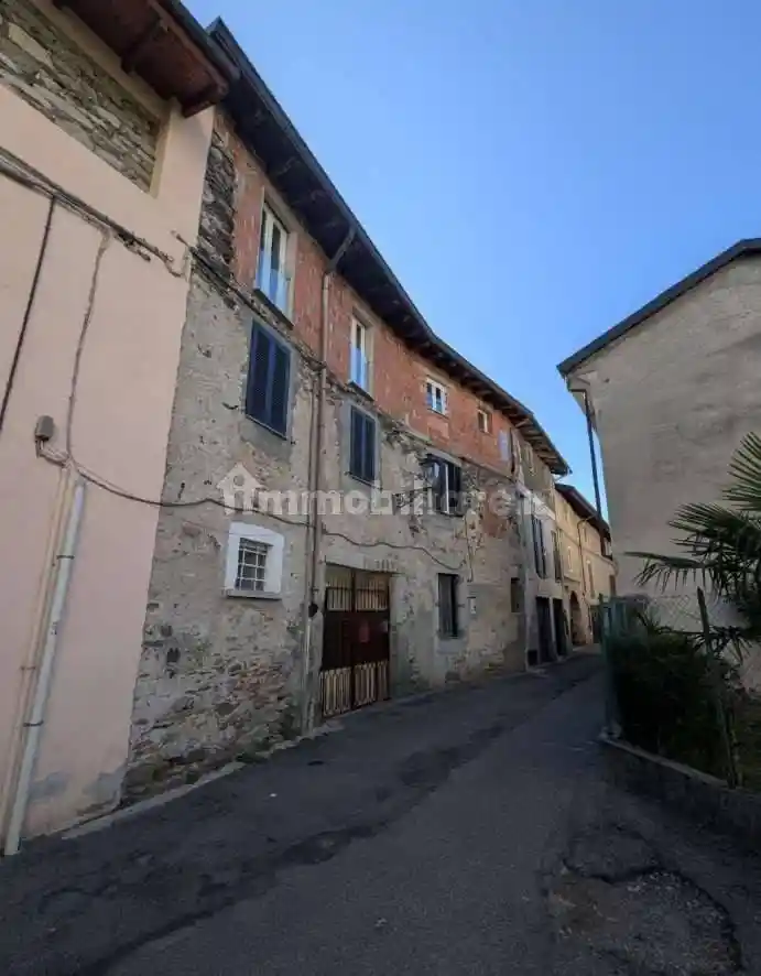 Appartamento in vendita a Gozzano