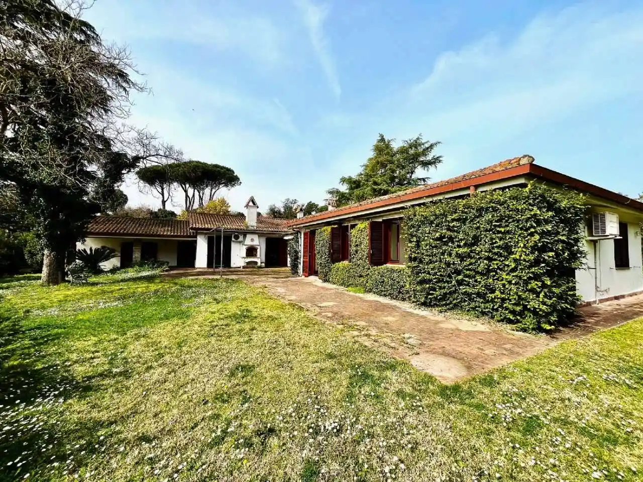 Villa in vendita a Riano