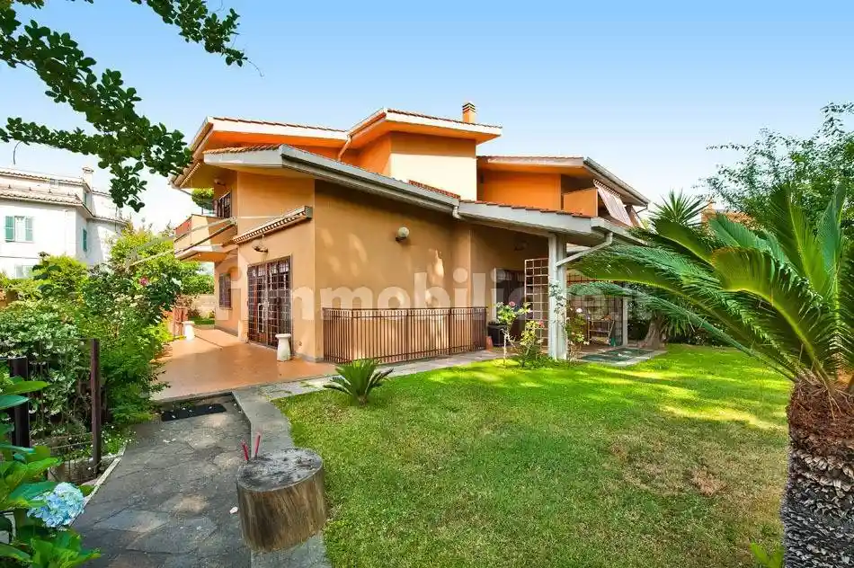Villa in vendita a Grottaferrata