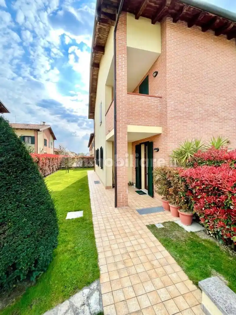 Villetta a schiera in vendita a Medicina