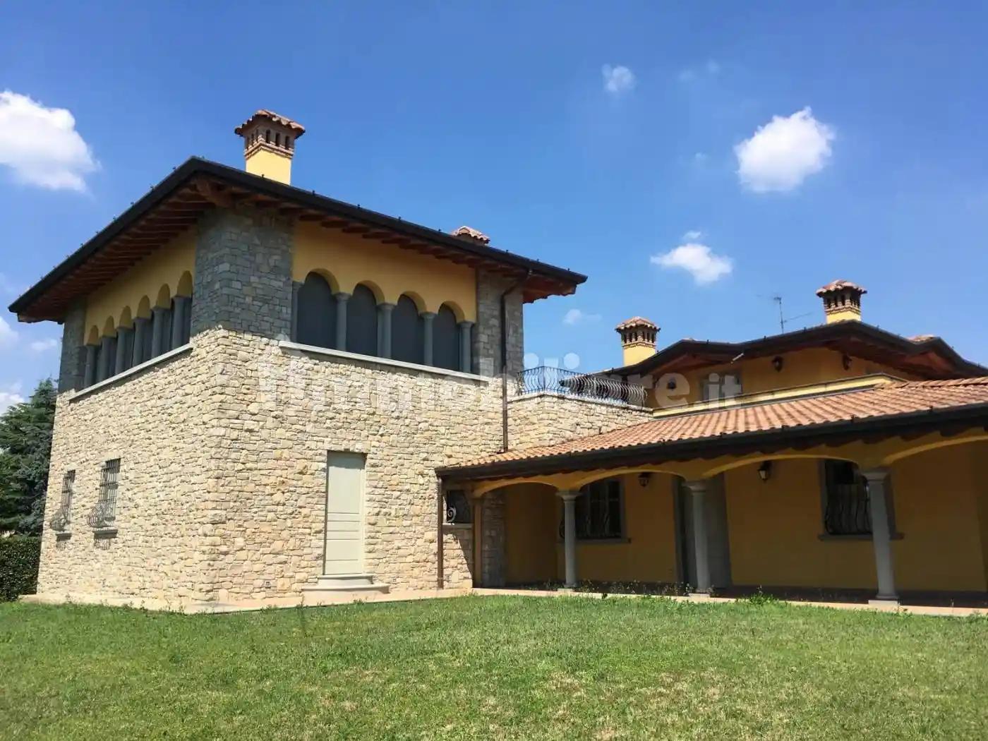 Villa in vendita a Capriolo