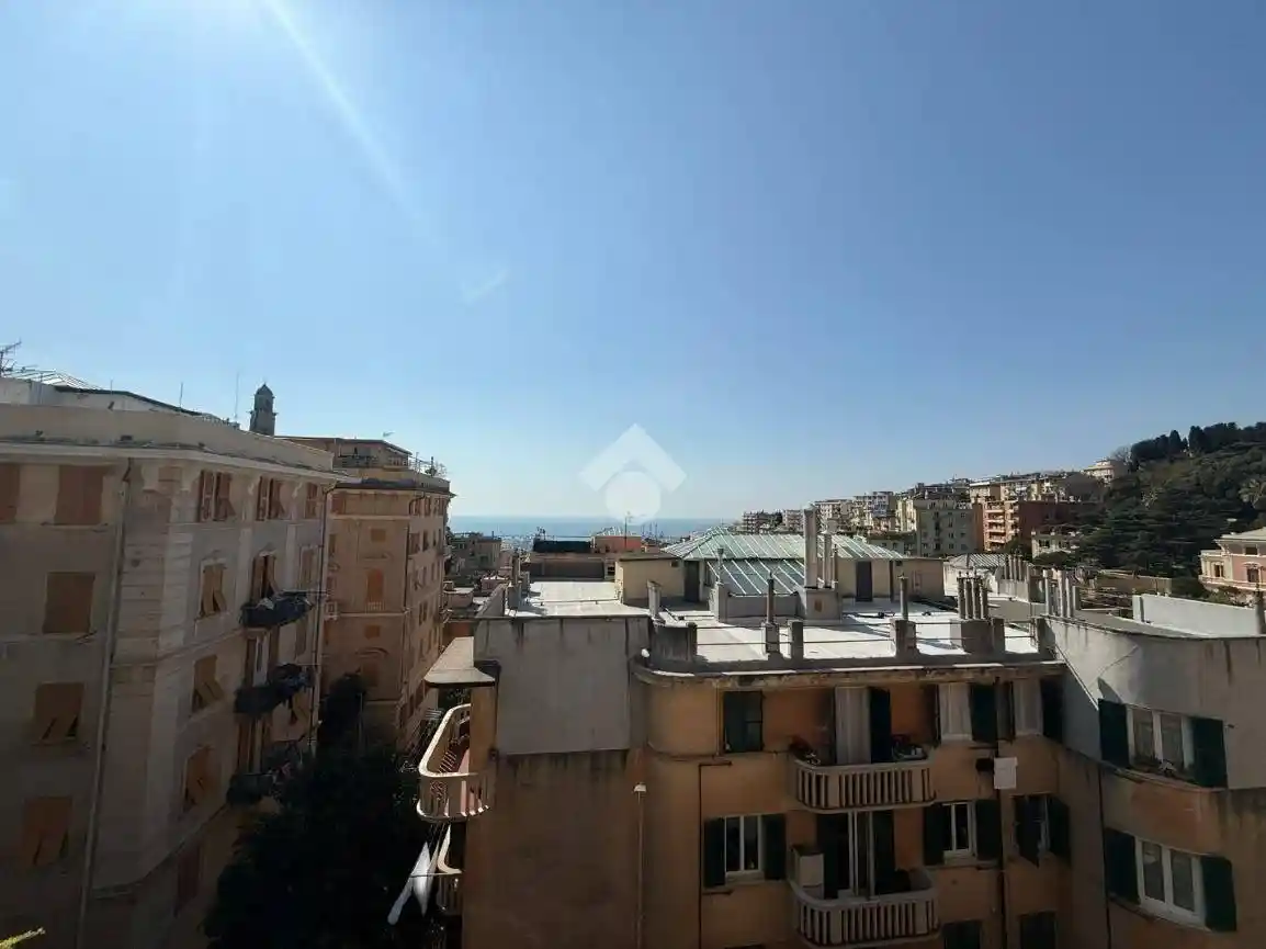 Appartamento in vendita a Genova