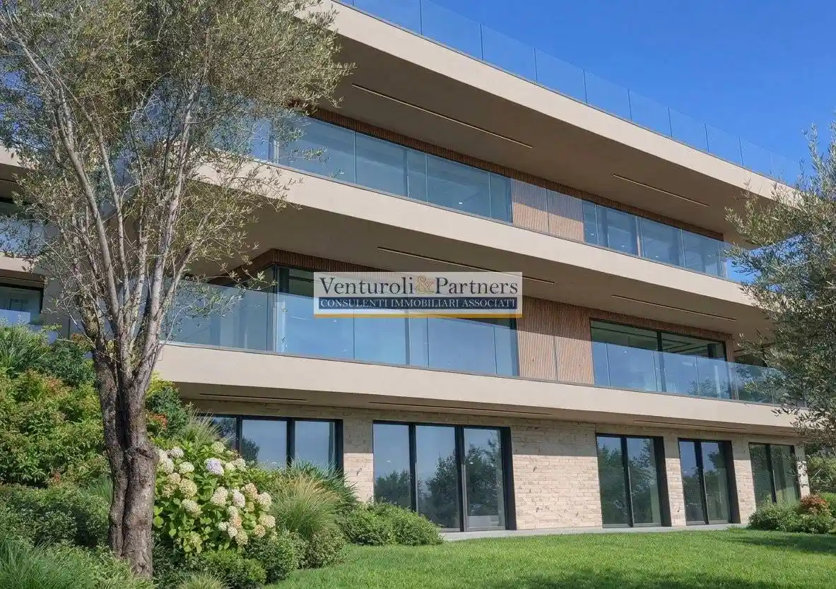 Appartamento in vendita a Toscolano-Maderno