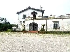 Rustico - Casale in vendita a Aprilia