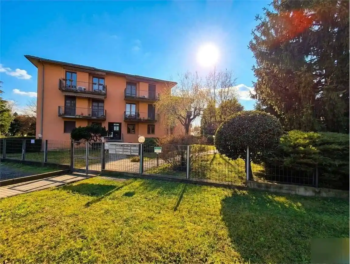 Appartamento in vendita a Villa Guardia