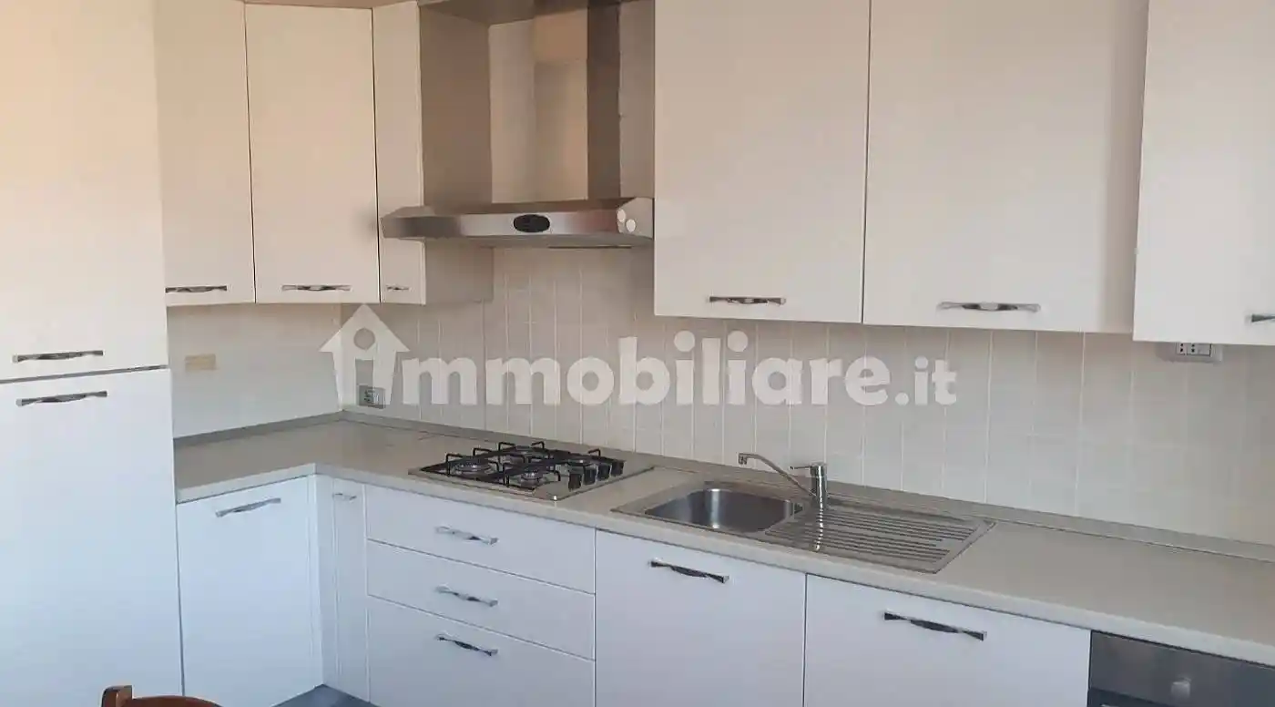 Appartamento in affitto a Almè