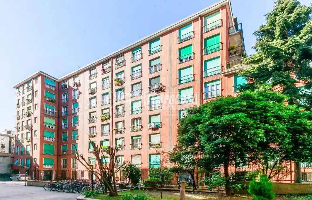 Casa indipendente in affitto a Milano