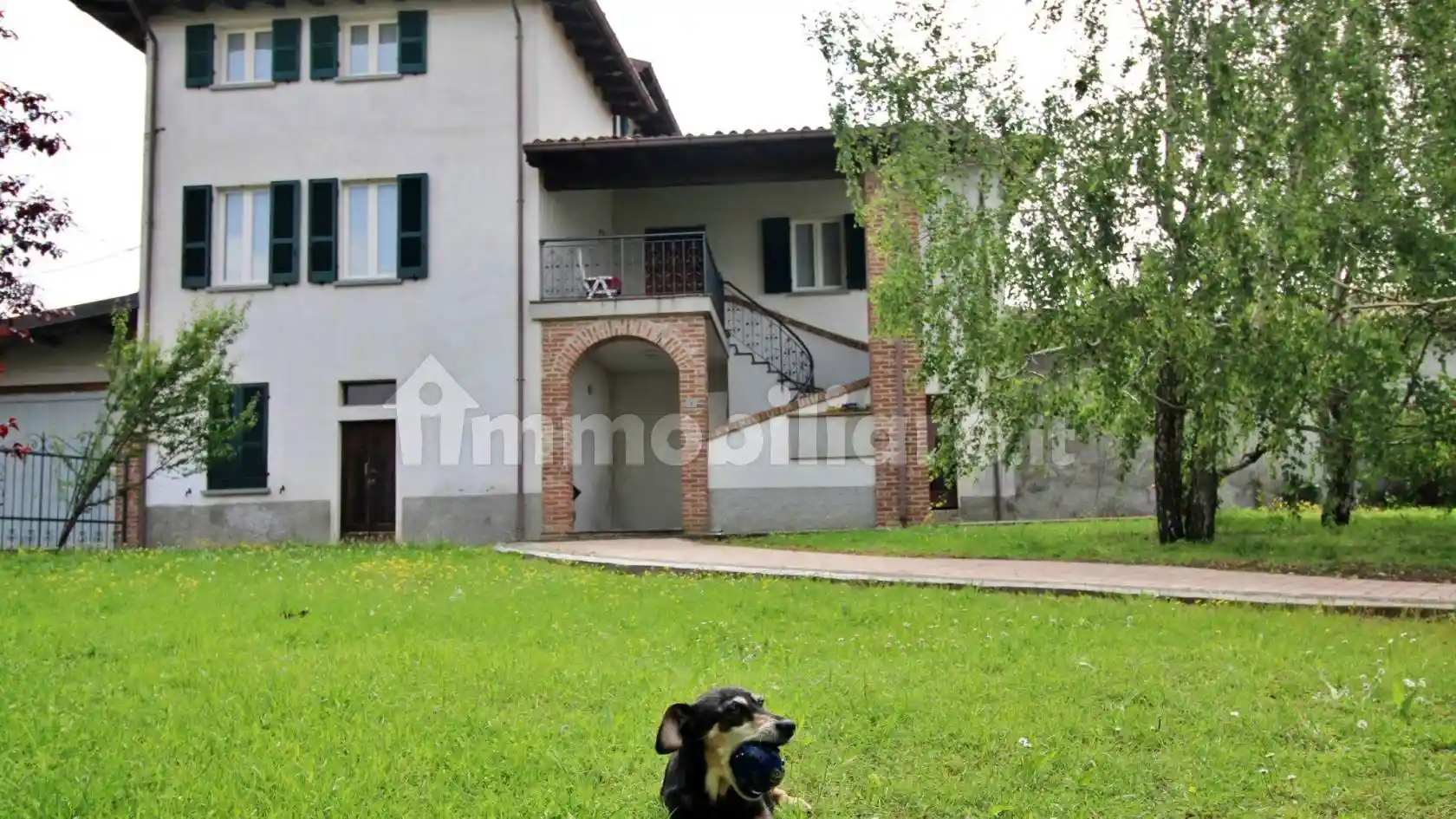 Villa in vendita a Santa Maria della Versa