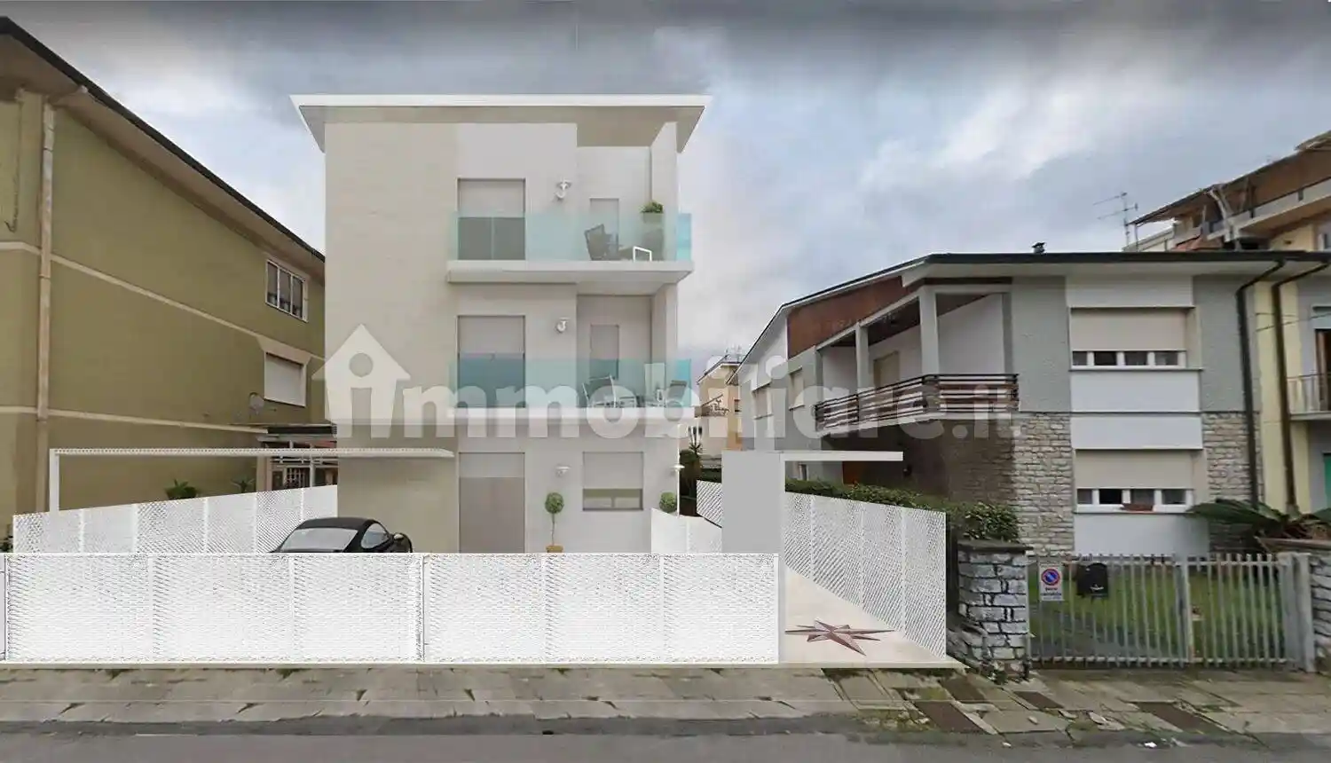 Appartamento in vendita a Viareggio