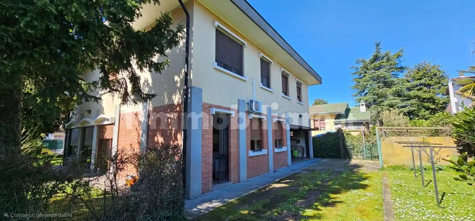 Villa in vendita a Trezzano sul Naviglio