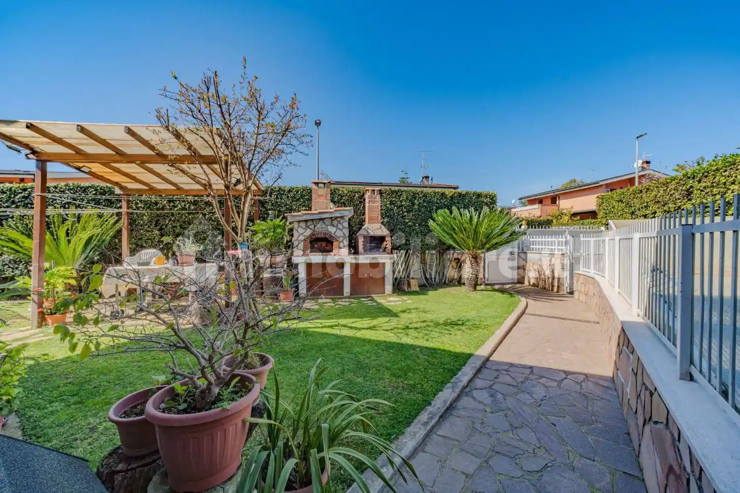 Villa in vendita a Pomezia