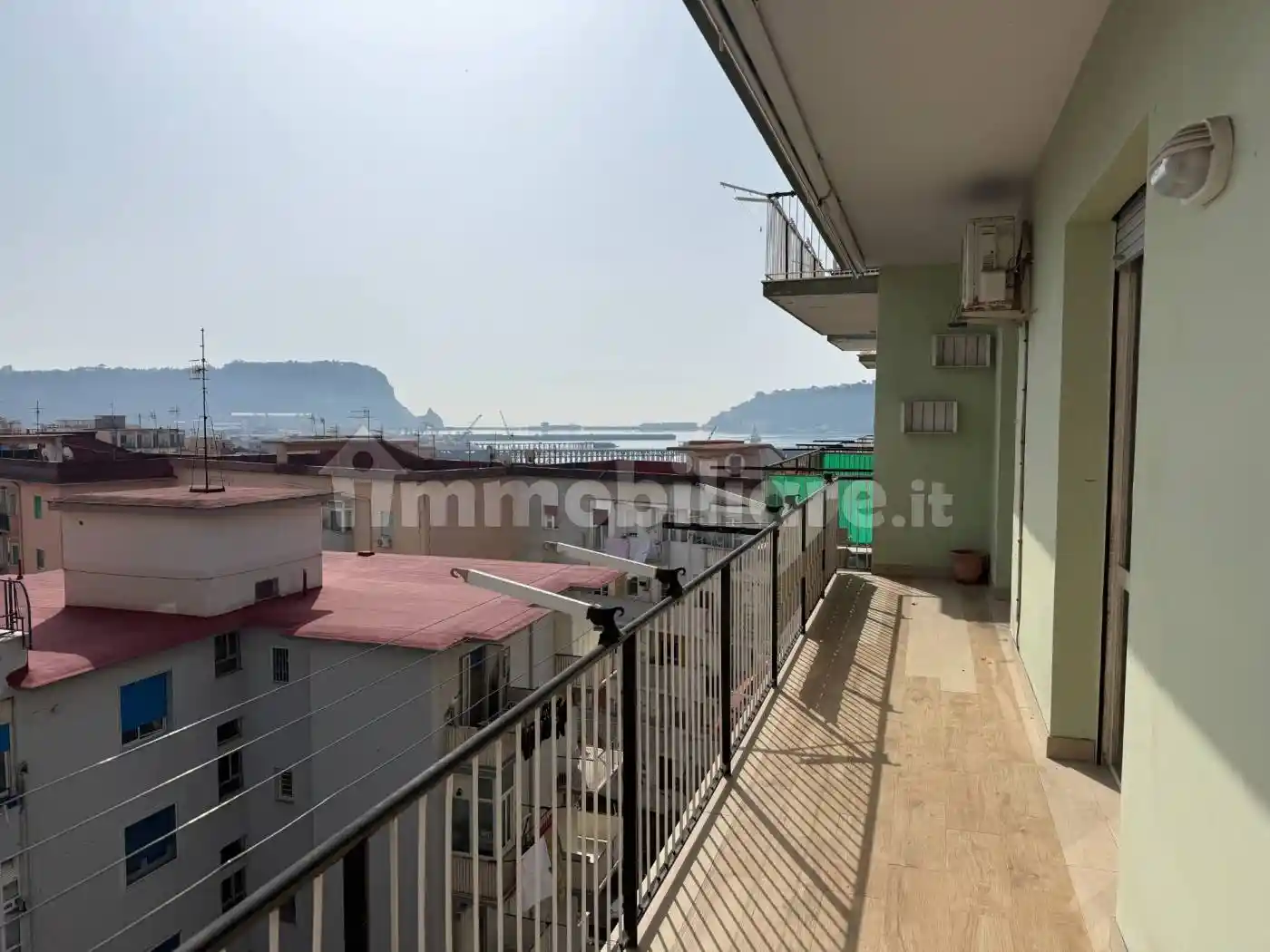 Appartamento in vendita a Napoli