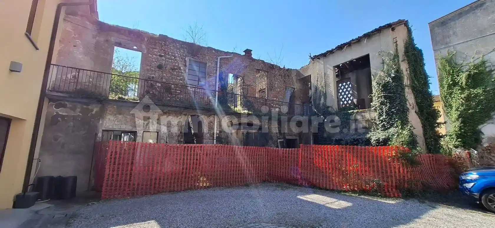 Rustico - Casale in vendita a Figino Serenza