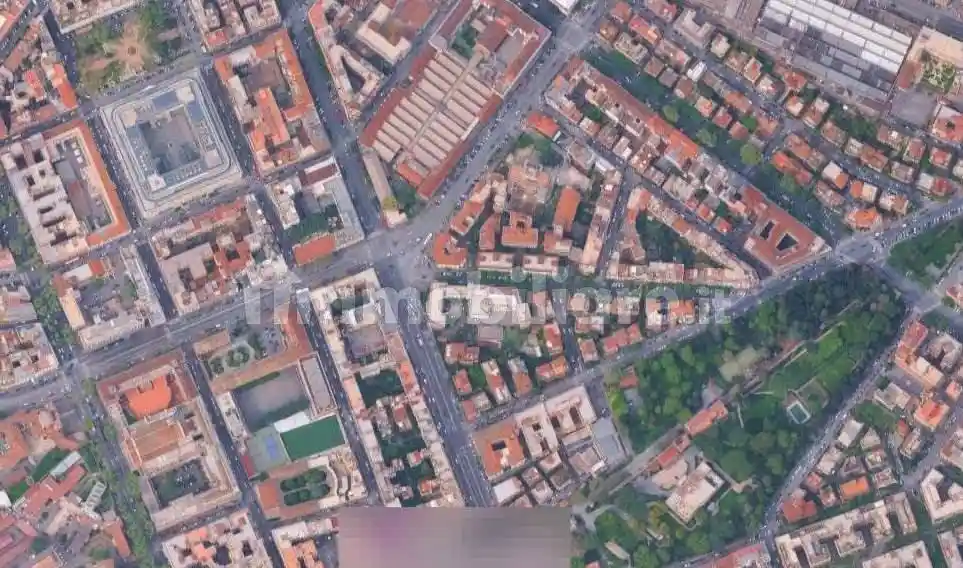Palazzo - Stabile in vendita a Roma