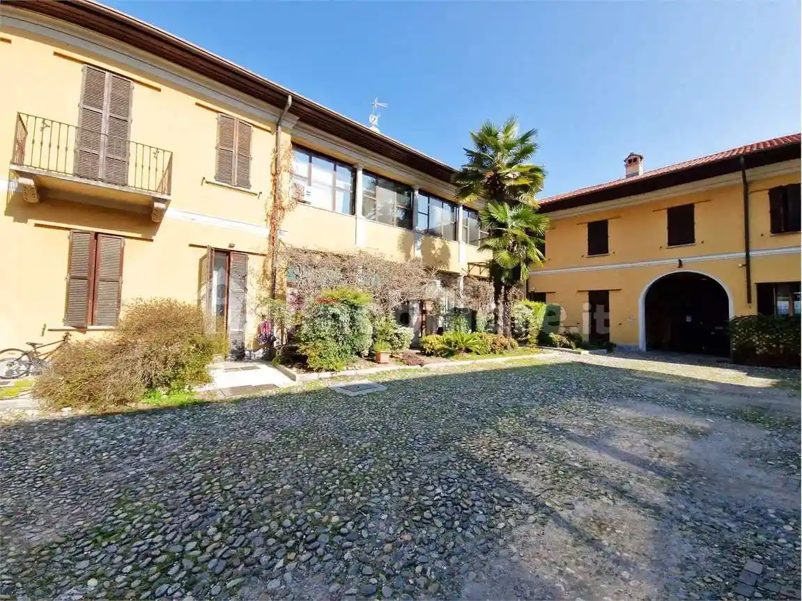 Appartamento in vendita a Somma Lombardo