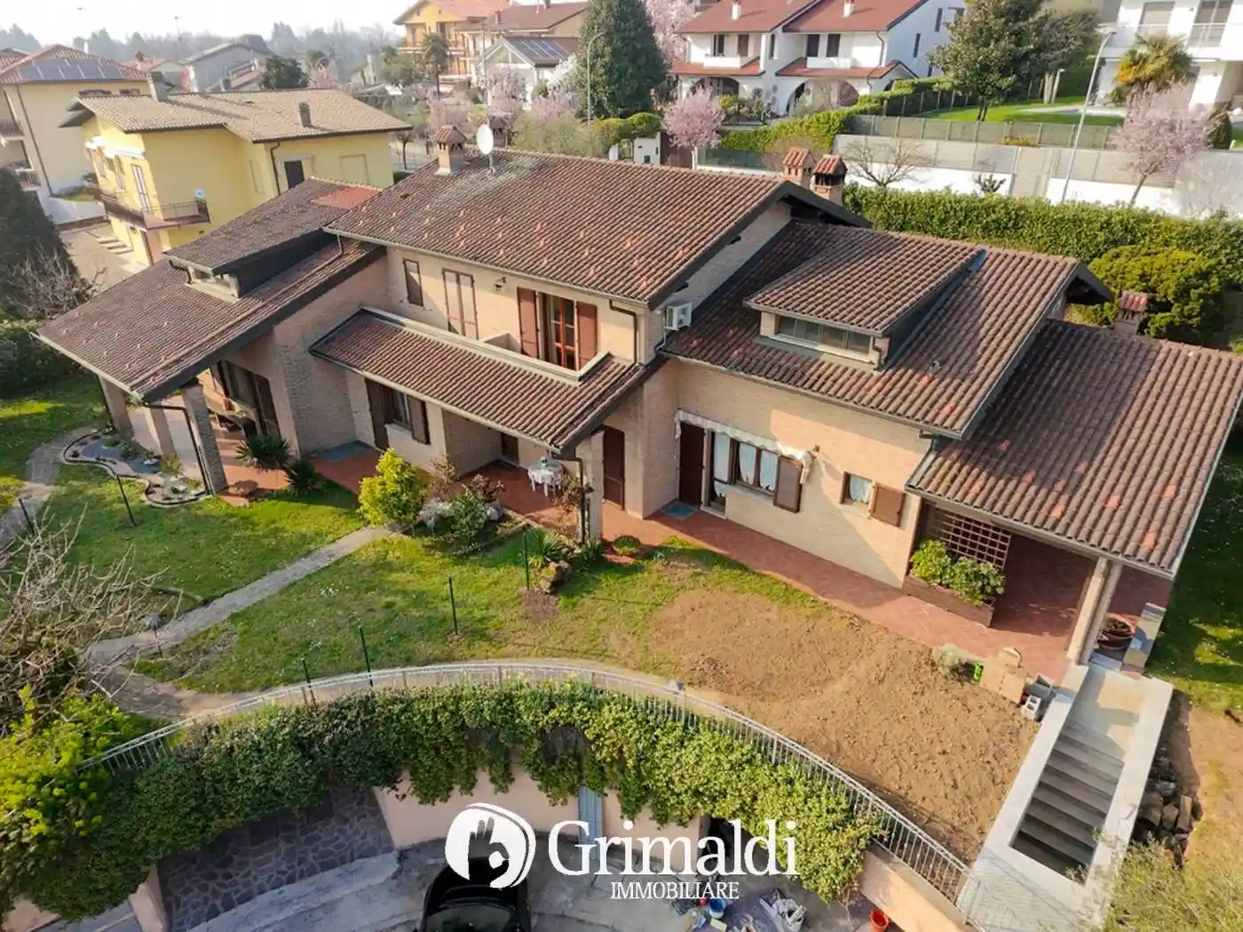 Villetta a schiera in vendita a Besana in Brianza