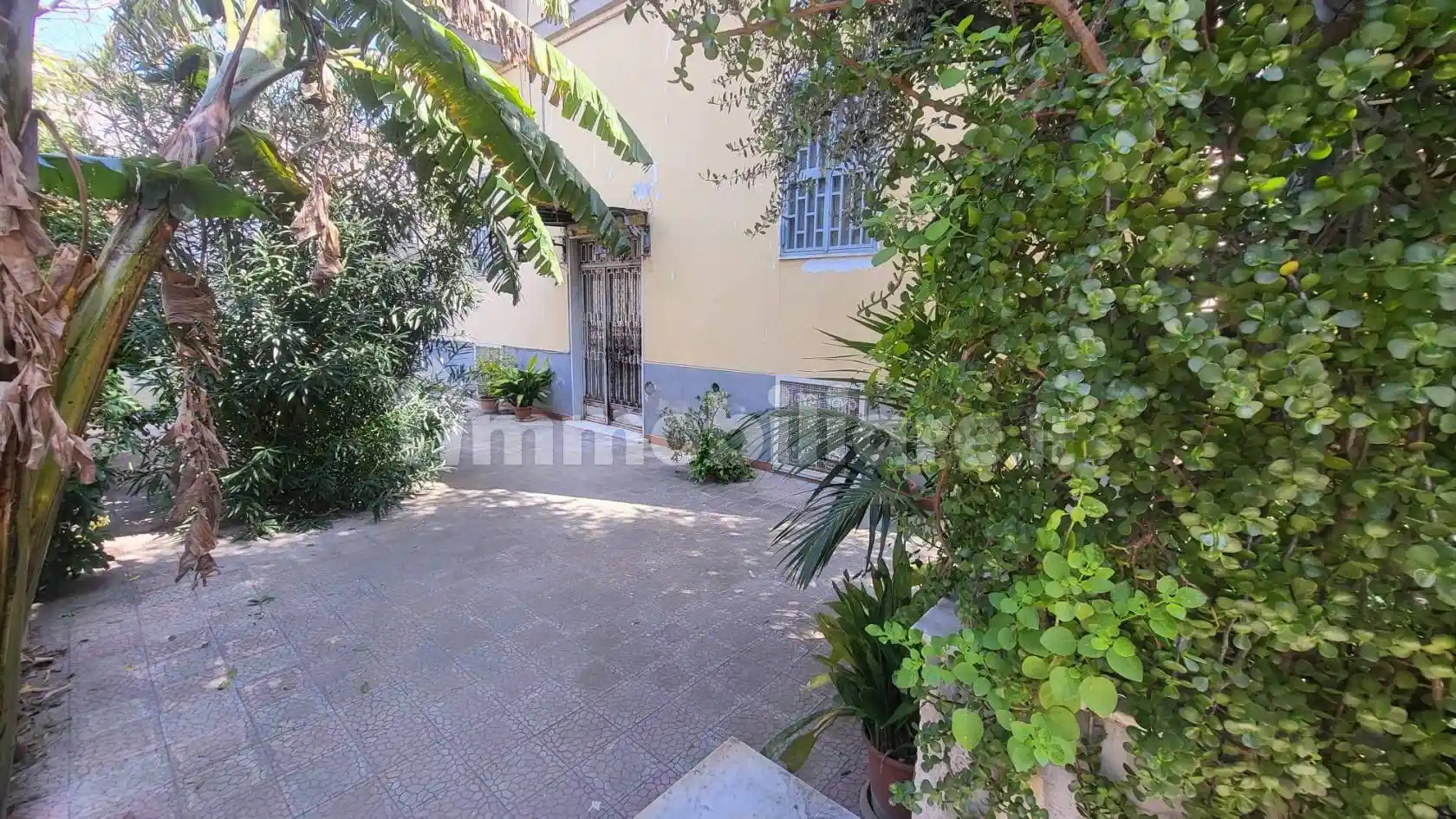 Appartamento in affitto a Napoli