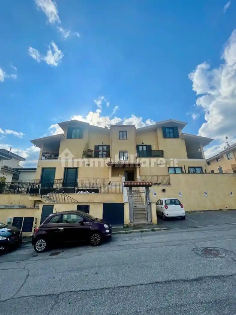 Appartamento in vendita a Mentana