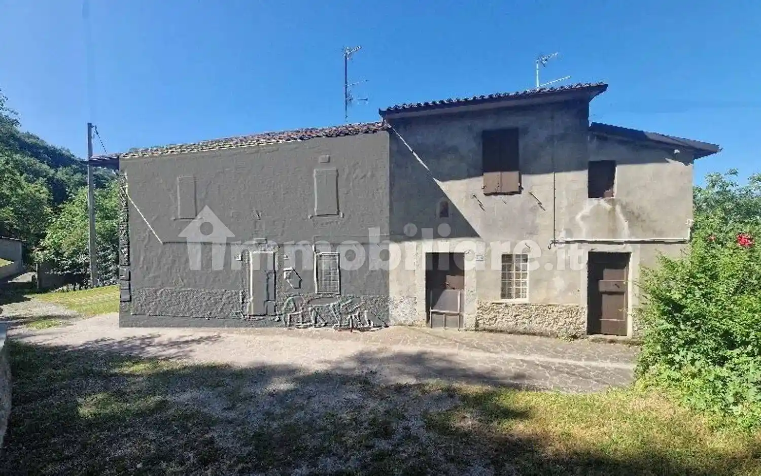 Rustico - Casale in vendita a Montese