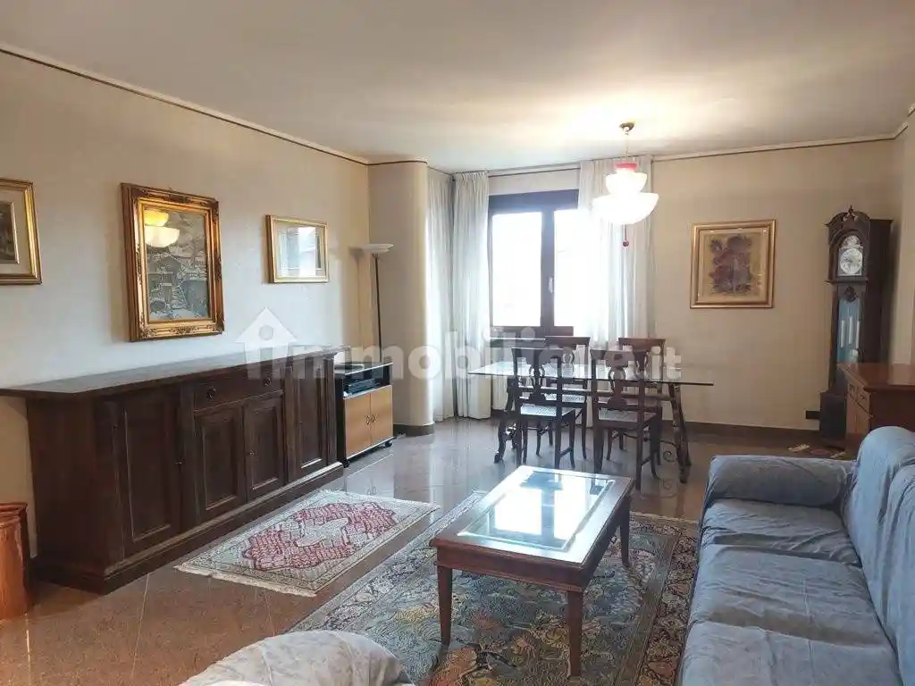 Appartamento in vendita a Valenza