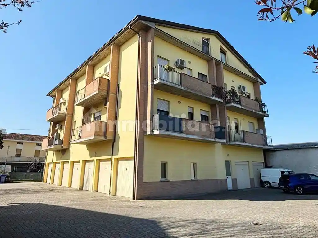 Appartamento in vendita a Torrile