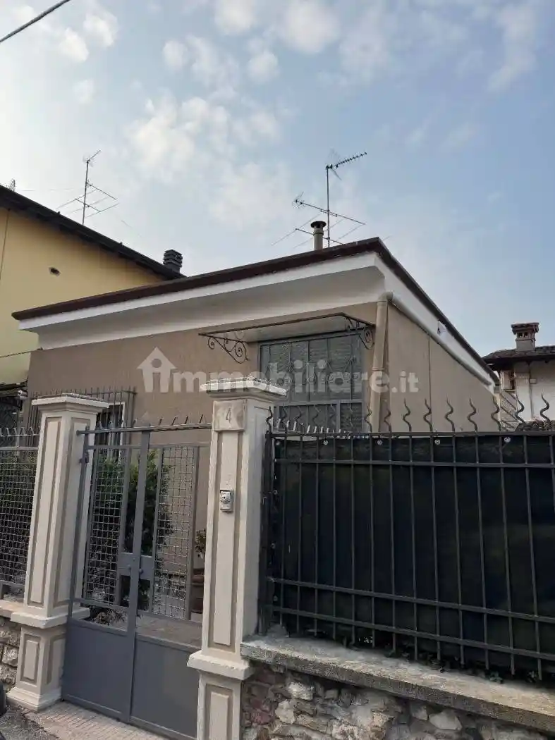 Villa in affitto a Brescia