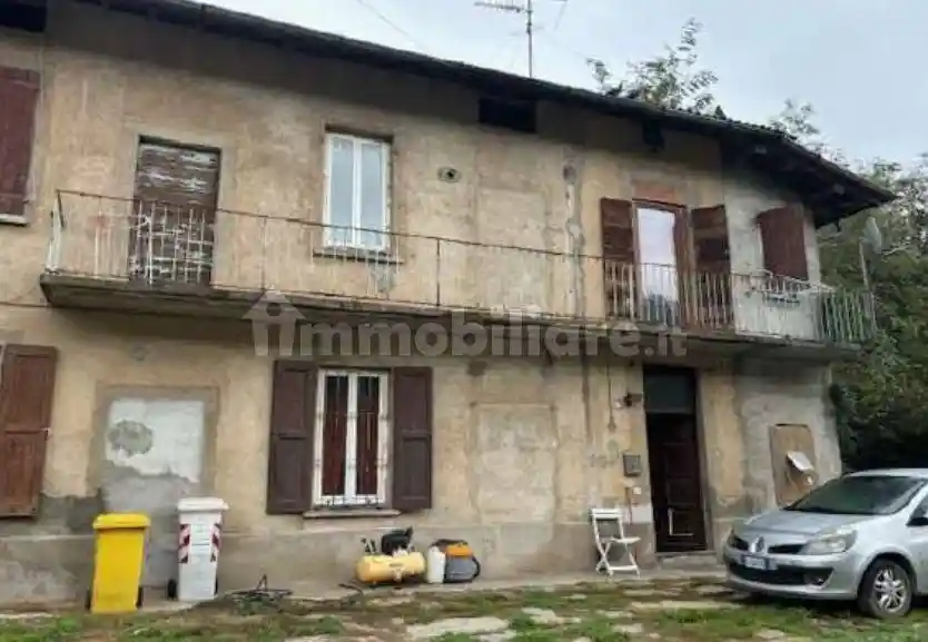 Casa indipendente in vendita a Varese