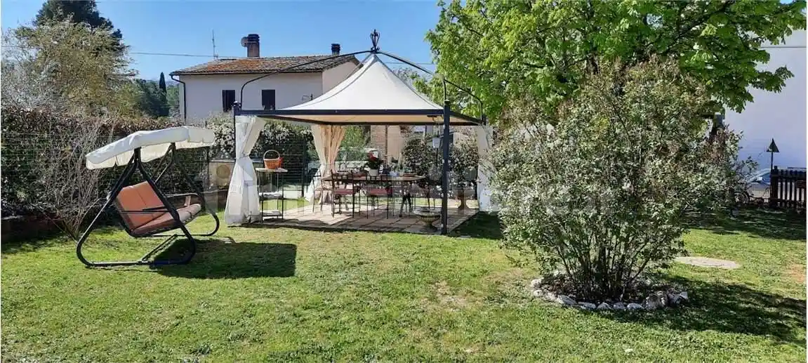 Casa indipendente in vendita a Spoleto