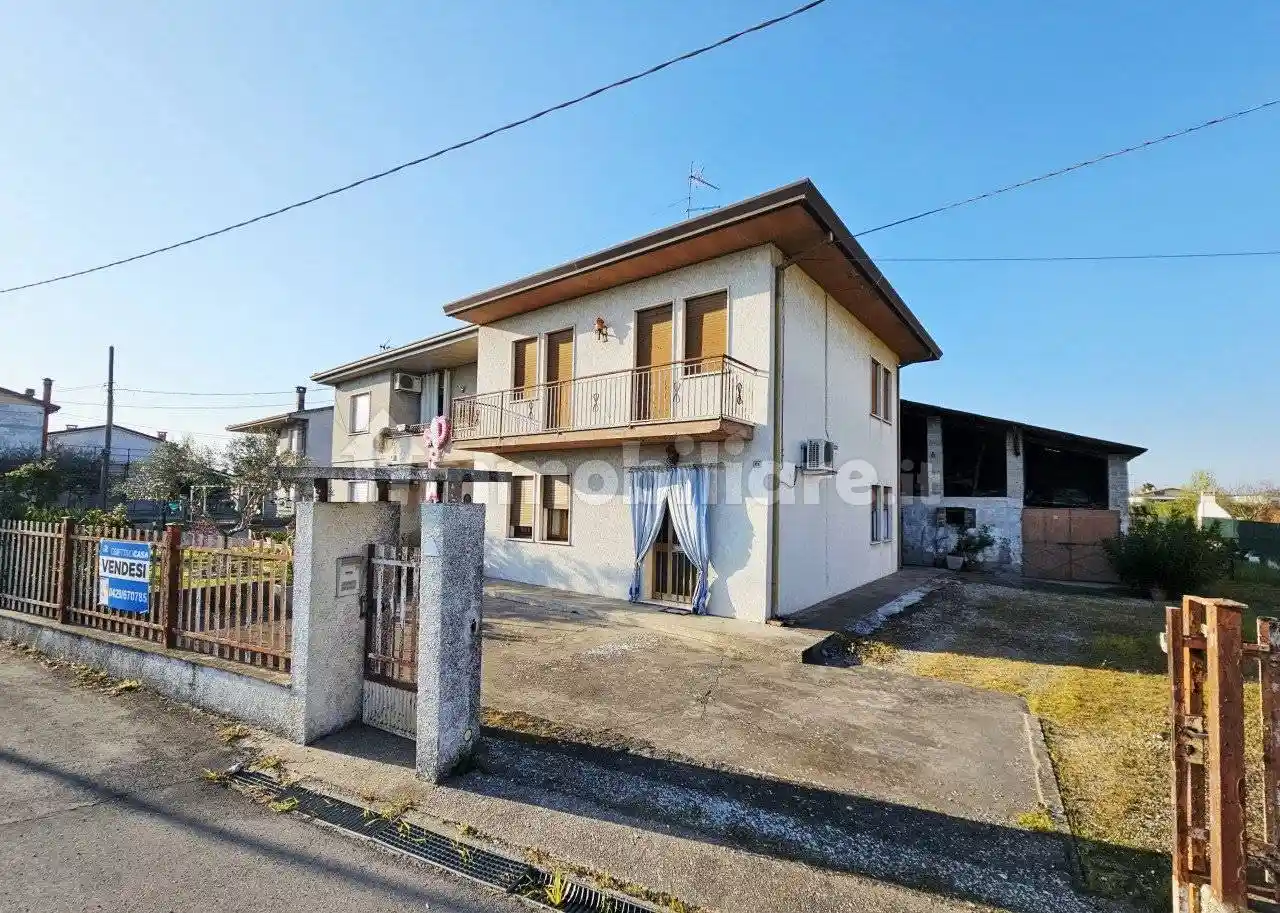 Villa in vendita a Ponso