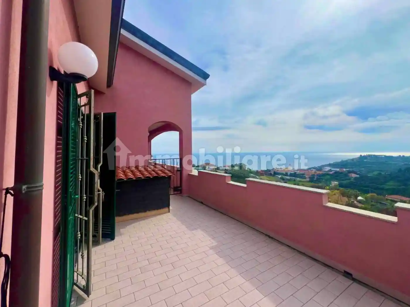 Villa in vendita a Sanremo