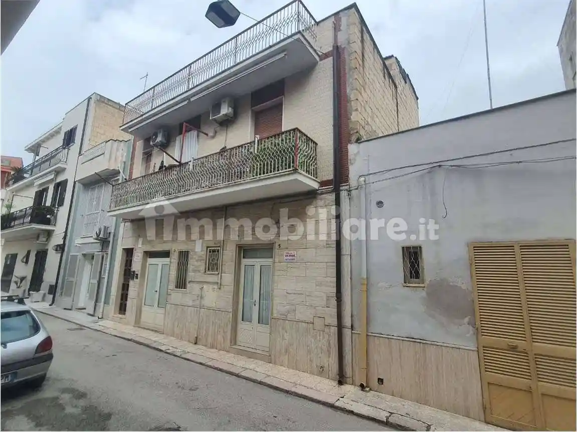 Palazzo - Edificio in vendita a Cerignola