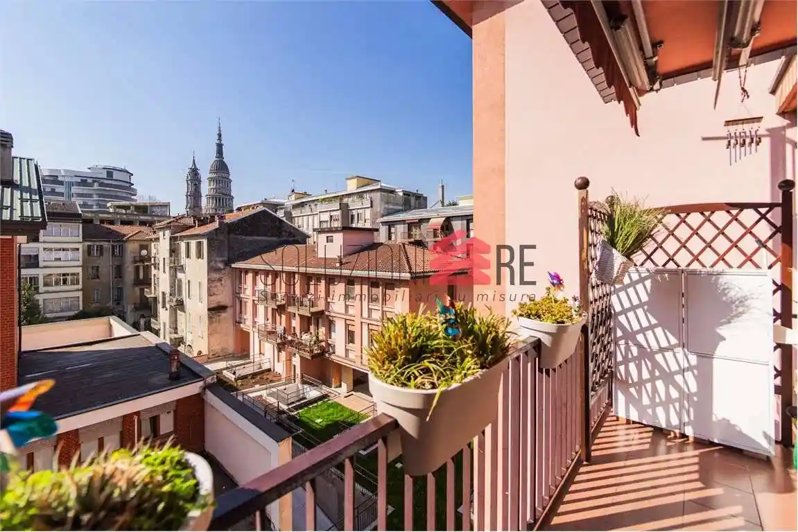 Appartamento in vendita a Novara