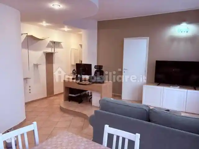 Appartamento in vendita a Lacchiarella