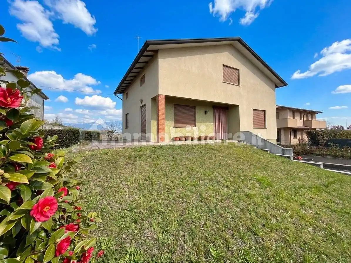 Villa in vendita a Rossano Veneto