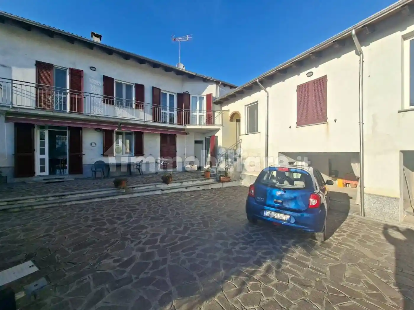 Casa indipendente in vendita a Montecastello